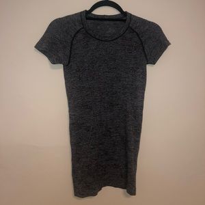 Grey LuluLemon t-shirt